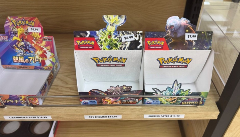 English booster packs: Obsidian Flame and Twilight Masquerade.