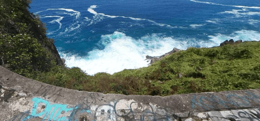 グーグルビューから拝借してきました。危ないので落ちないようにしてください