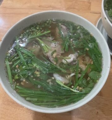PHO BASIで以前食べた全部のせフォー（Phở Đặc Biệt）