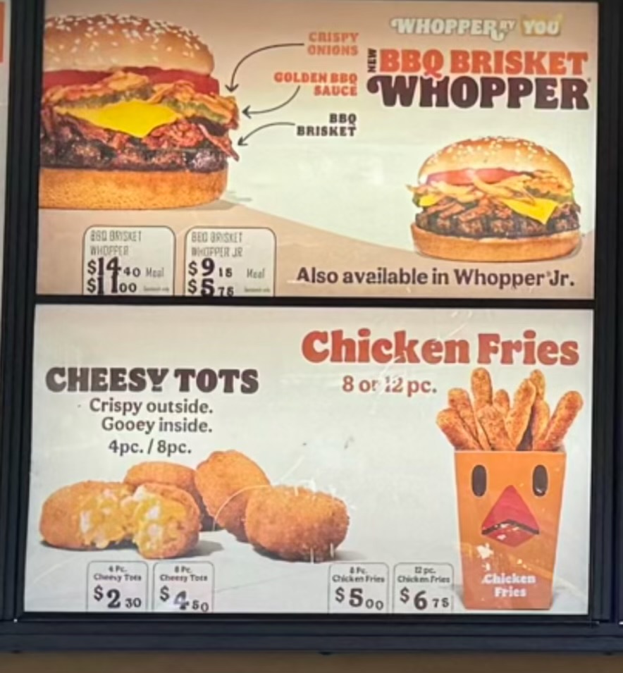 バーガーキンググアムセンターにあるメニューです。チキンフライです。