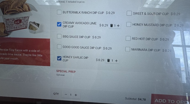グアムのジャックインザボックスで注文できるサイドメニューのタコスのソースはたくさんあります