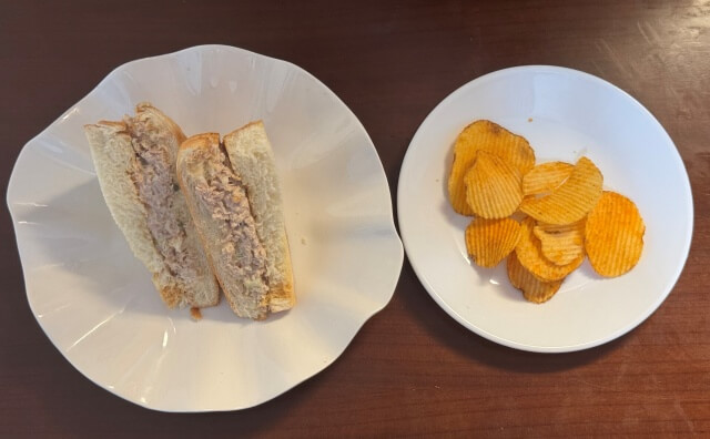 I paired Karamucho Sriracha with a tuna sandwich.