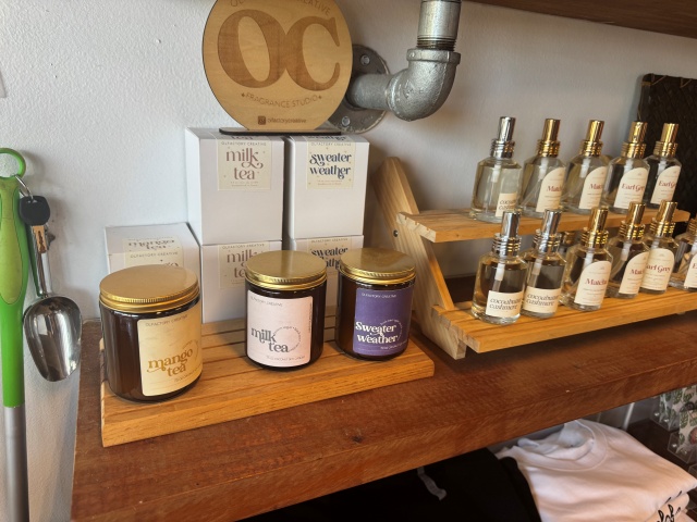 紅茶の香りやマンゴーの香りのキャンドルです、’