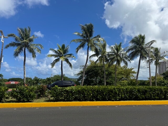 グアムスイートスポットの前はイパオビーチです。