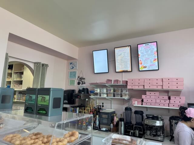 イパオビーチの近くのカフェ、グアムスイートスポット