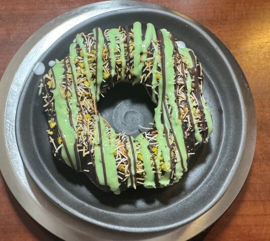 グアムスイートスポットで販売されているドバイもちドーナツです。