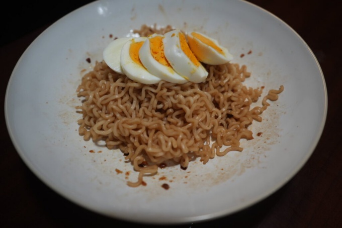 Pancit Canton topped with Donki chili oil