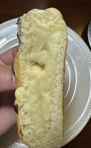 Cross section of Kobo Kuma custard bread