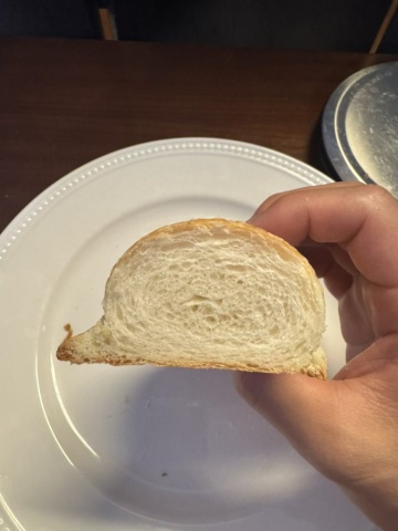 Cross section of Cookies S&B Roll