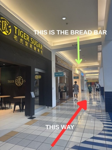 Shops next to Bread Bar by Okayama Kobo