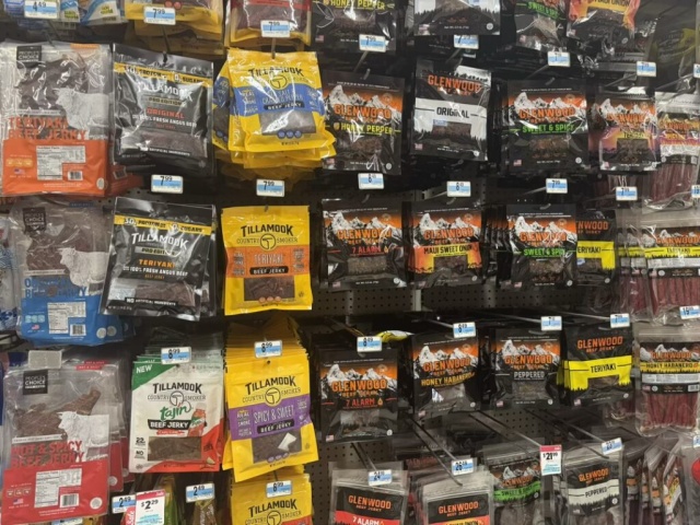 沢山あるアメリカ産のビーフジャーキー