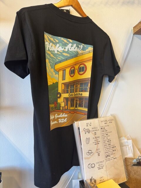 カフェグチャオリジナルのtシャツのデザイン。